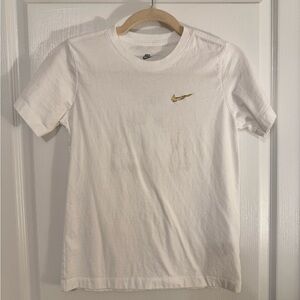 Women’s Nike Sportswear Space T-Shirt (Glow In The Dark) Size Medium